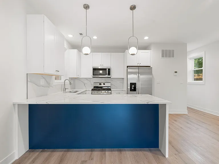 6340 S Drexel Ave #3 — Photo 9