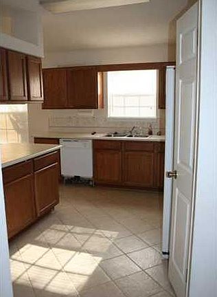 4th image of 5597 Shadow Shore Pl