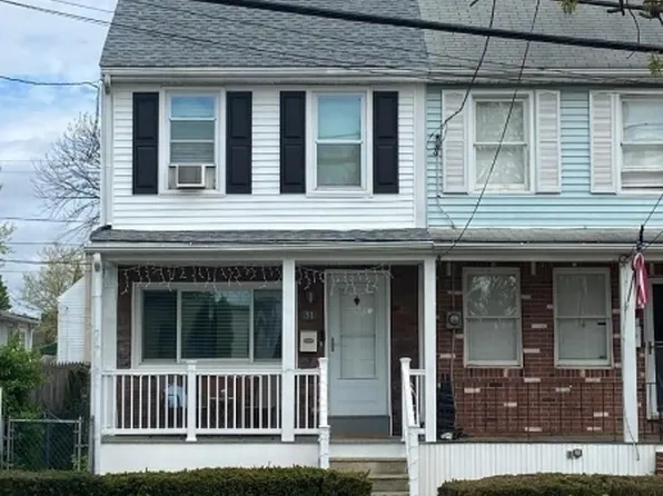 31 E Burlington St, Bordentown City, NJ 08505