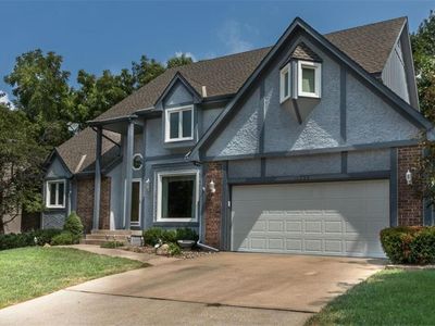 11338 W 109th St, Overland Park, KS, 66210