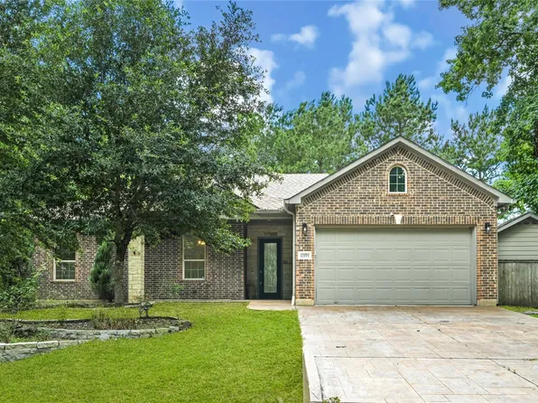 13191 Royal Lake Dr, Conroe, TX 77303