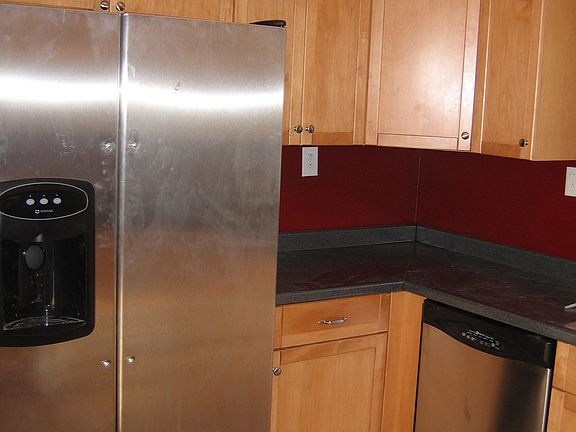 New stainless appliances-all stay!