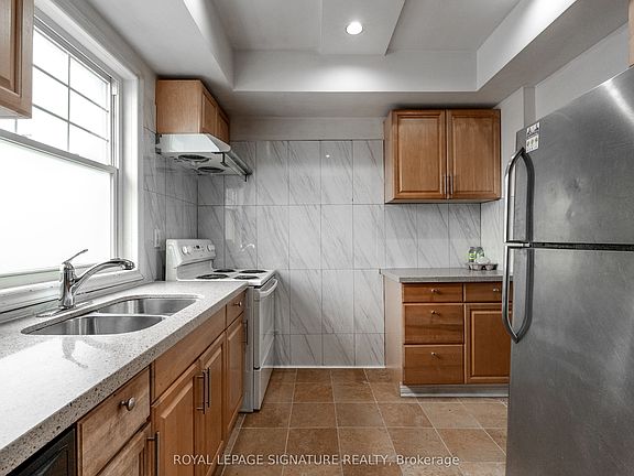 4th image of 6 Trueman St