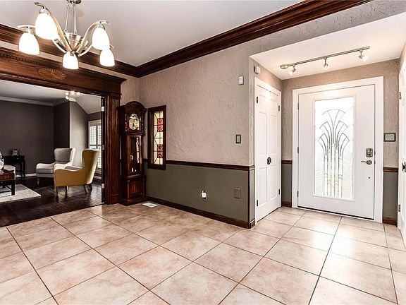 3rd image of 14309 Bramblewood Ct