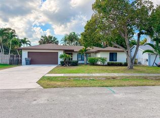 Lake Mango Shores, West Palm Beach, FL 33406