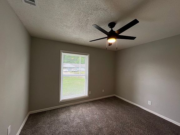 3rd image of 566 Brockwood Ave