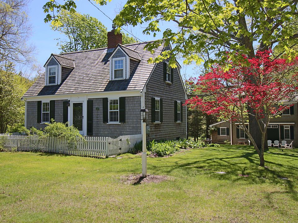 1st image of 15 Center Street