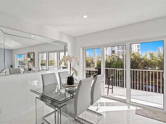 5th image of 300 Diplomat Parkway #616