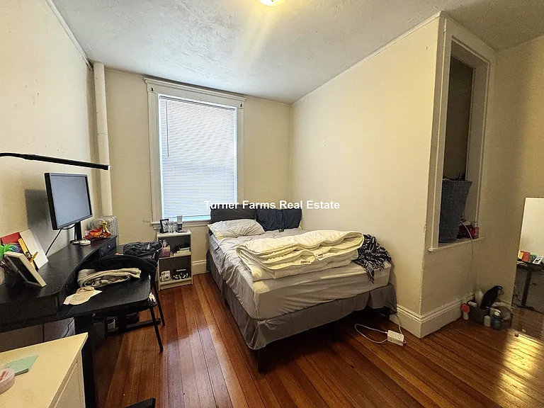 520 Cambridge St #3F — Photo 6