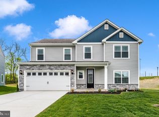 430 Abigail Ave, Waynesboro, PA 17268