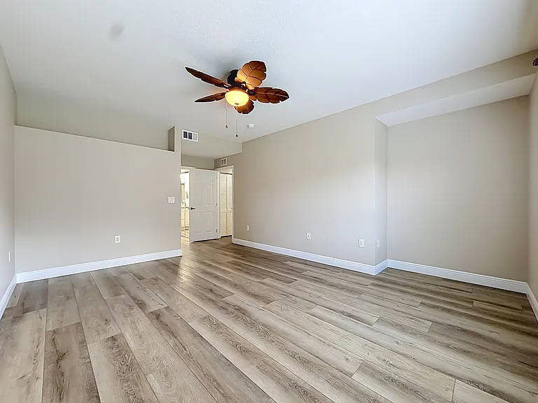 5281 Bowline Ct — Photo 20