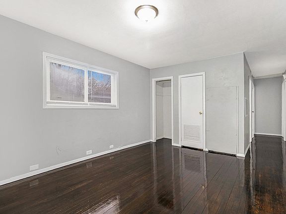 2nd image of 1119 Kinyon St