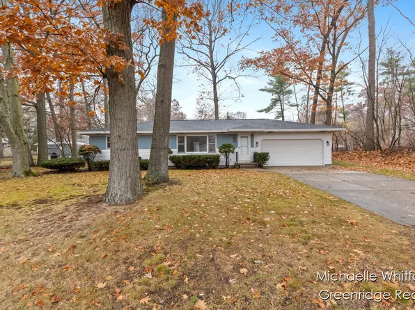 1540 Dykstra Rd, Muskegon, MI 49445