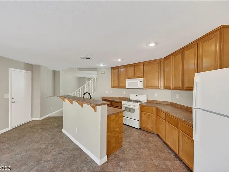 8380 Bismark Sapphire St #0 — Photo 11