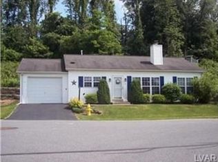 9 Abbey Rd, Easton, PA 18040