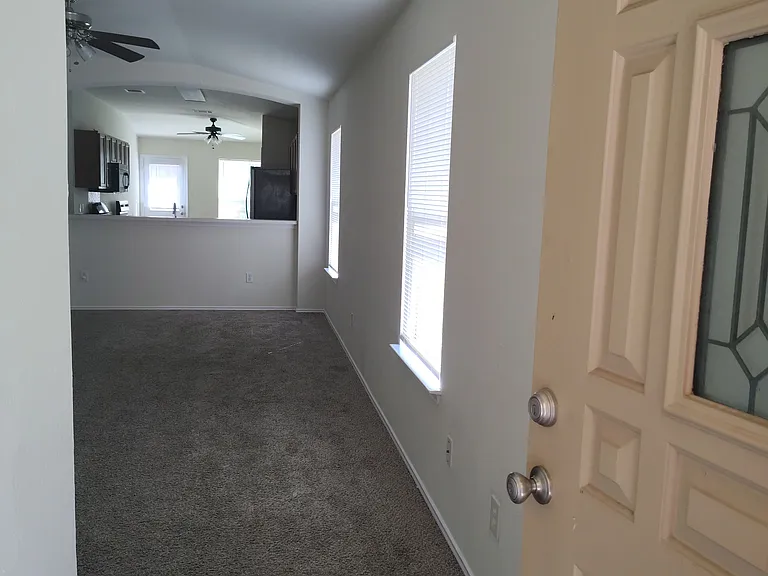 382 Lake Washington Dr — Photo 6