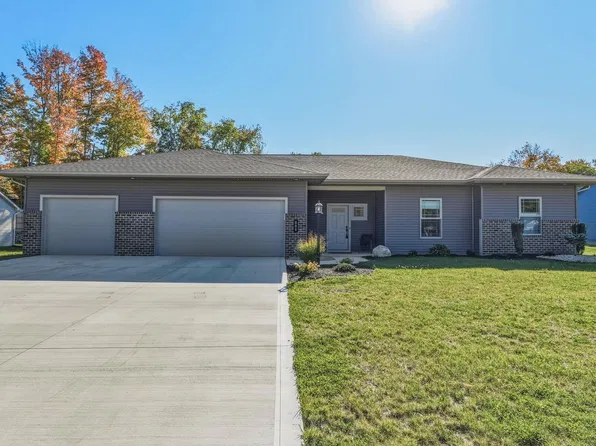 988 E Hawthorn Ln, Columbia City, IN 46725