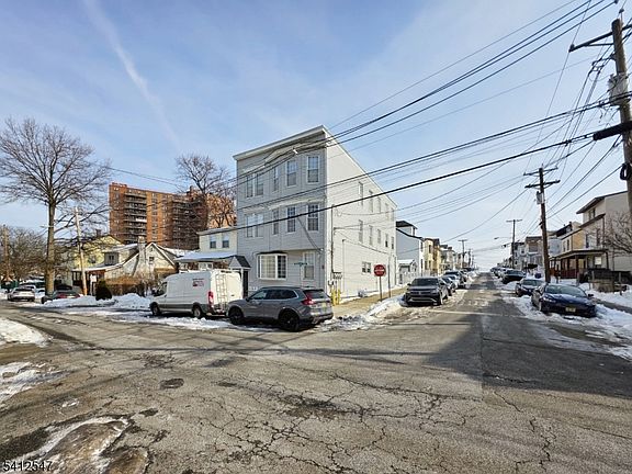 2nd image of 80 Newark Ave