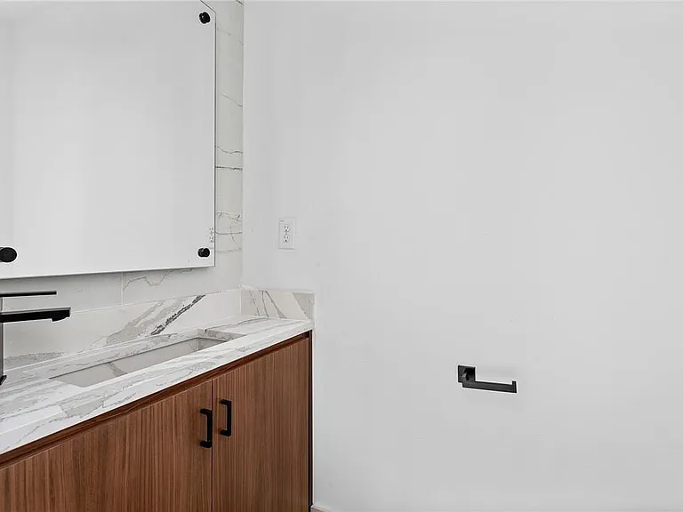 2813 Prado St #2 — Photo 9