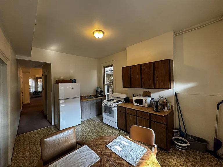 702 S Ada St #2 — Photo 11