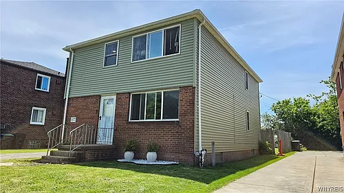 1377 Sheridan Dr #UPPER Photo 1