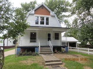 216 West St, Hume, IL 61932