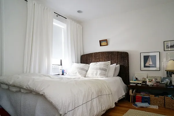 Rented by EXR | media 9