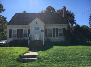 14 Deerfield St, Pittsfield, MA 01201