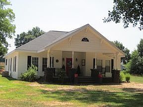 5th image of 104 Sydney Ln