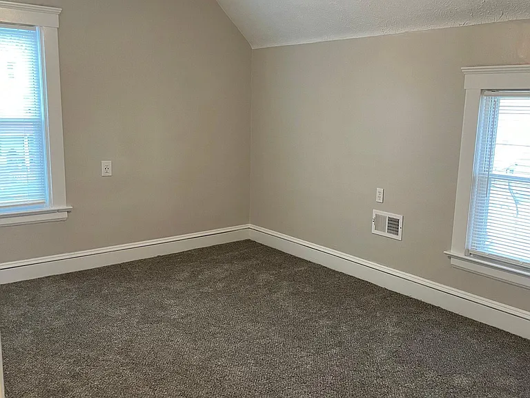 1523 Coutant Ave — Photo 18