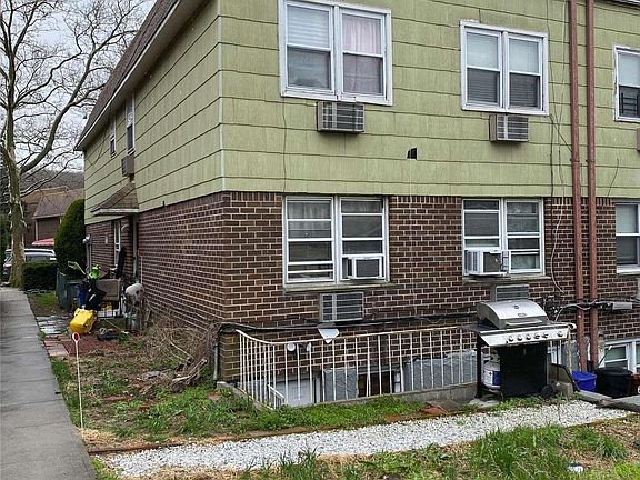2nd image of 24029 68th Ave