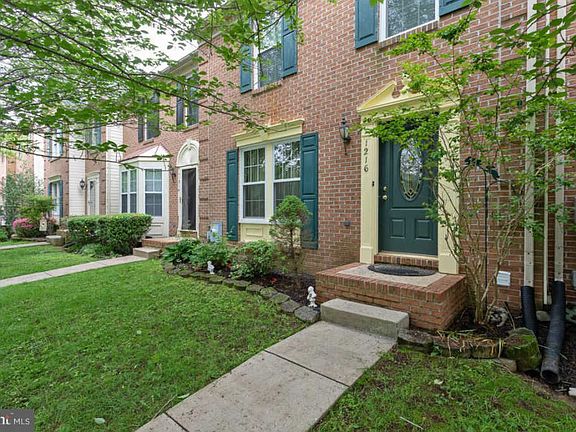 3rd image of 1216 Athens Ct