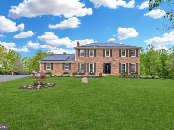 13612 Glenhurst Rd, Gaithersburg, MD 20878