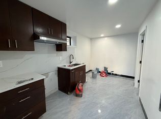 13 Bay 8th St #B1, Brooklyn, NY 11228