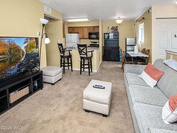 4th image of 127 Jules Dr #D201