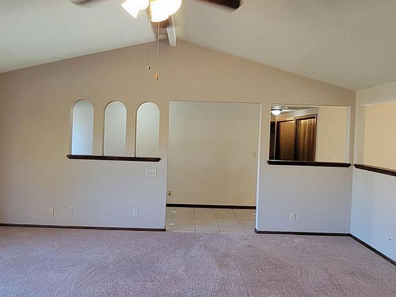 3rd image of 411 Woodhill Dr