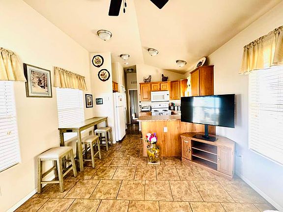 4th image of 10442 N Frontage Rd #387