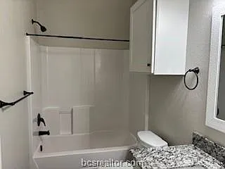 301 Sw Pkwy #309 — Photo 7