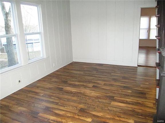 4th image of 505 W Elvins Blvd