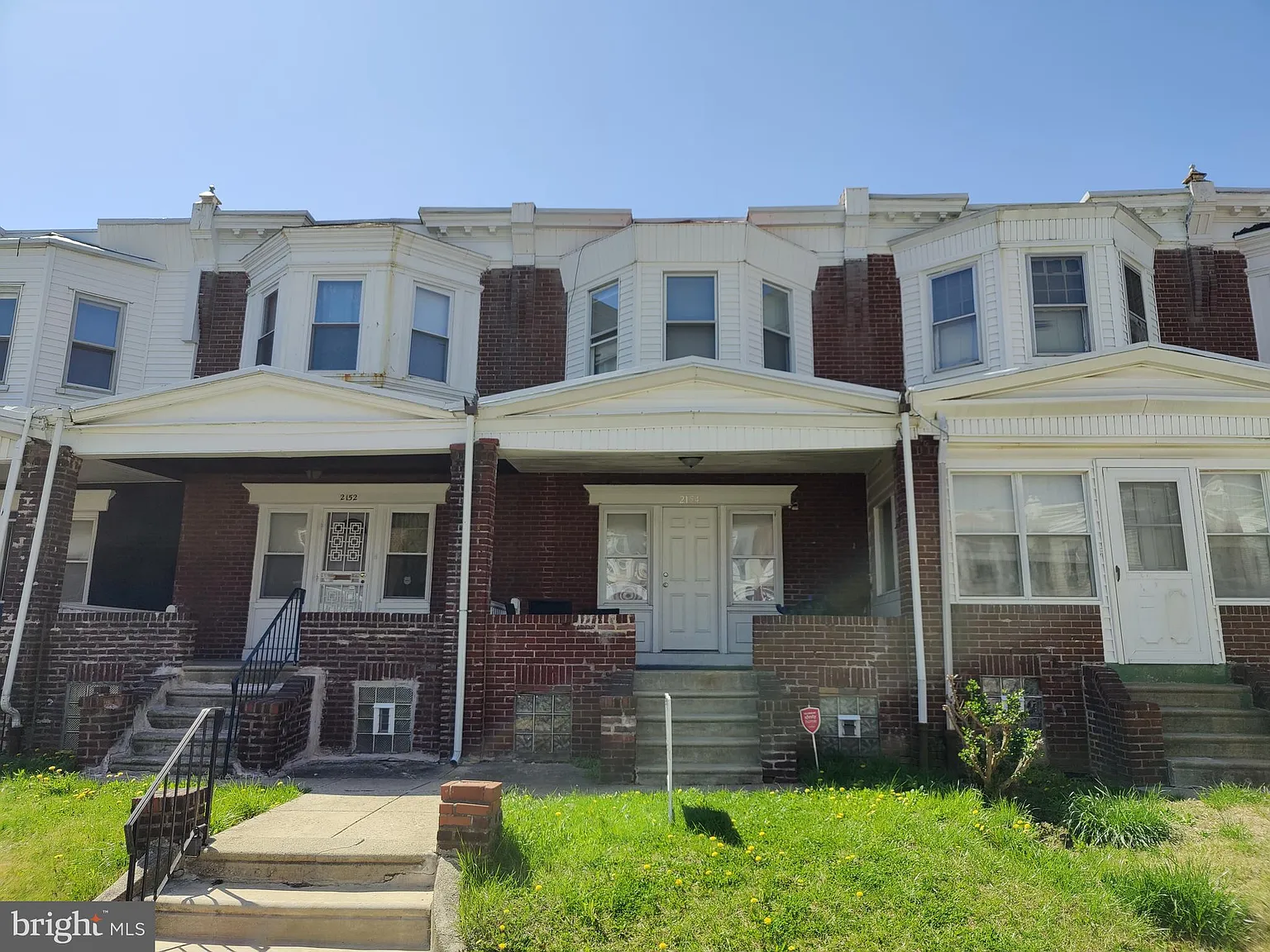 2154 Elkins Ave photo 1