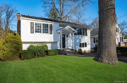 13A Homeland Dr Photo 1