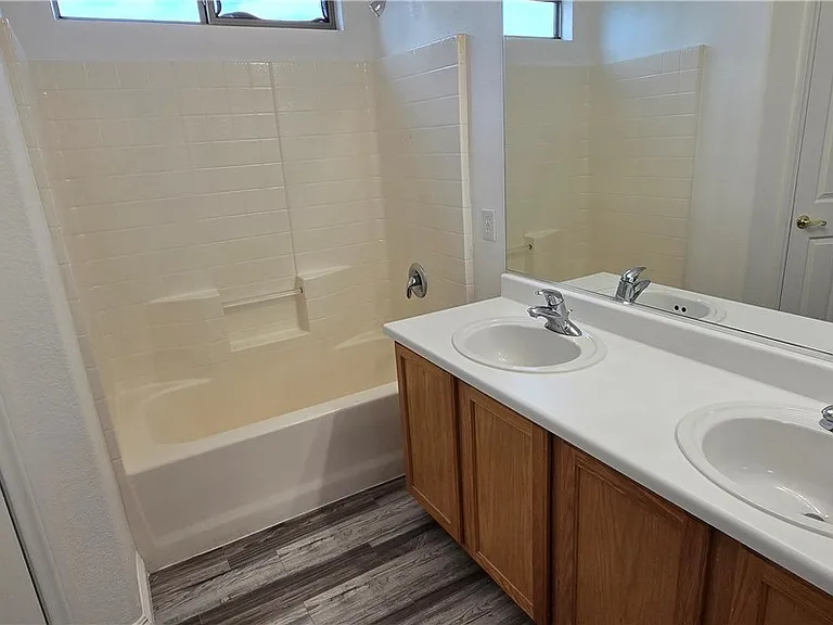 9636 Cedar Park Ave — Photo 23