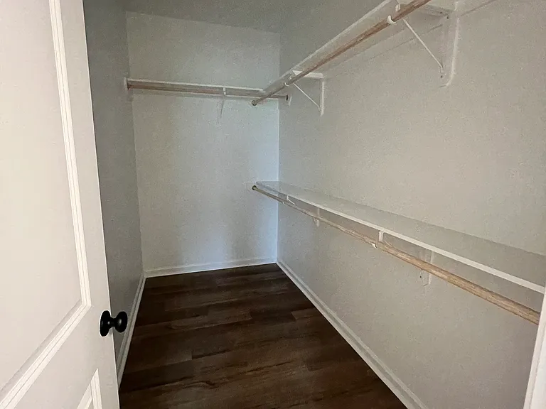 23511 Britton St — Photo 13