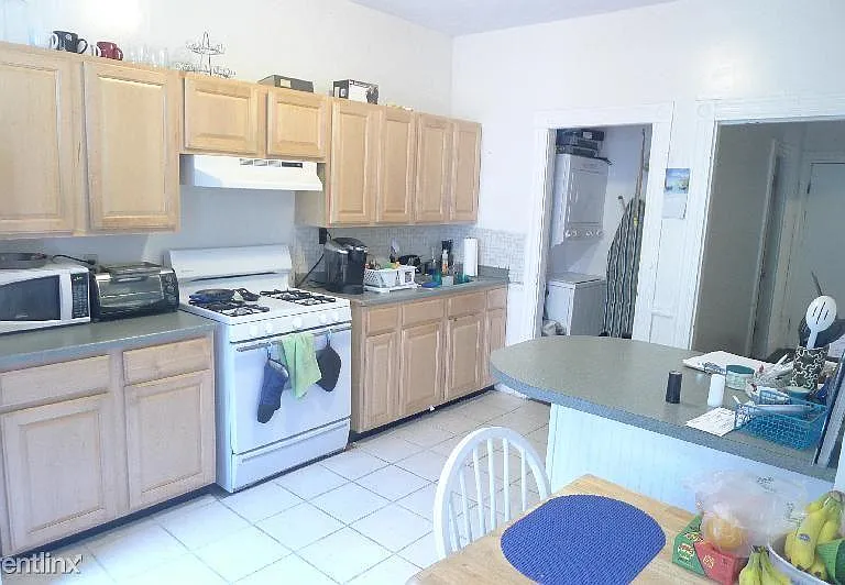 36 Calumet St #2 — Photo 1