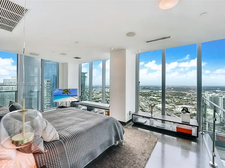 888 Biscayne Blvd #5112 — Photo 7