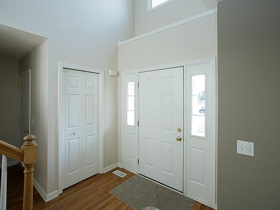 4085 ivy street-103