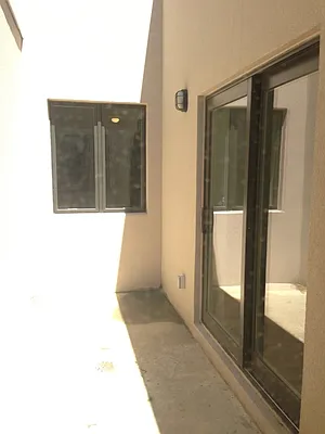 Rented by MNS | media 32