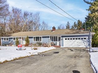 37 Chandler Rd, Andover, MA 01810