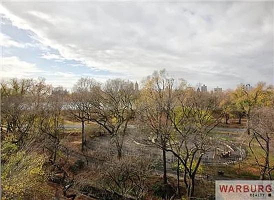 Sold by Warburg | media 21