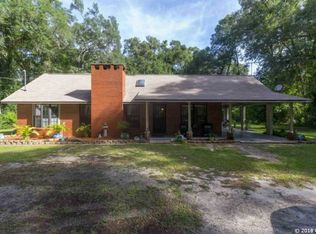 8940 Holly Rd, Fanning Springs, FL 32693